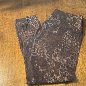 Lululemon Align High Rise 25 inch. Brown Leopard Print Leggings